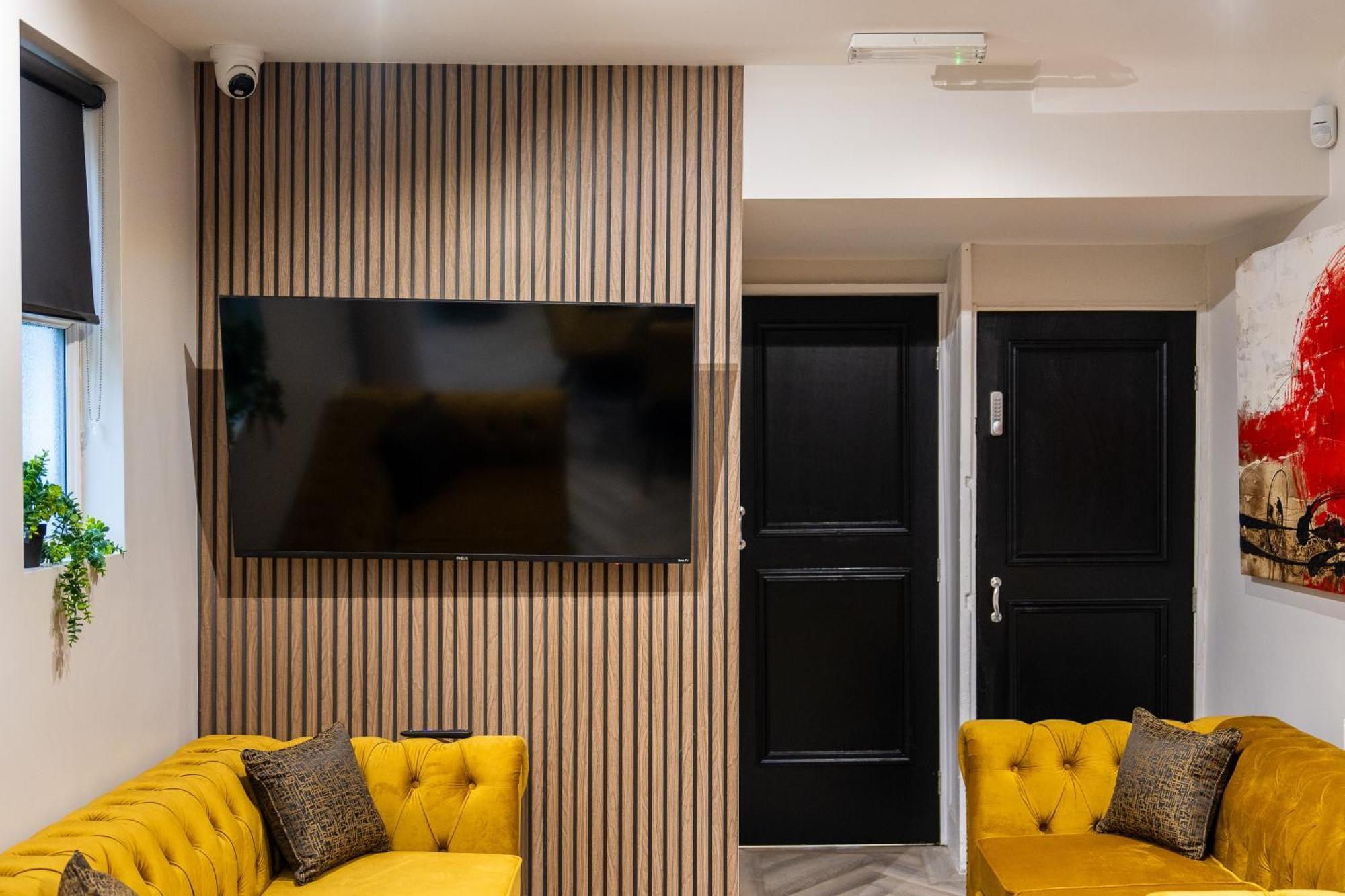 Home @ Arkles Lane Liverpool Extérieur photo