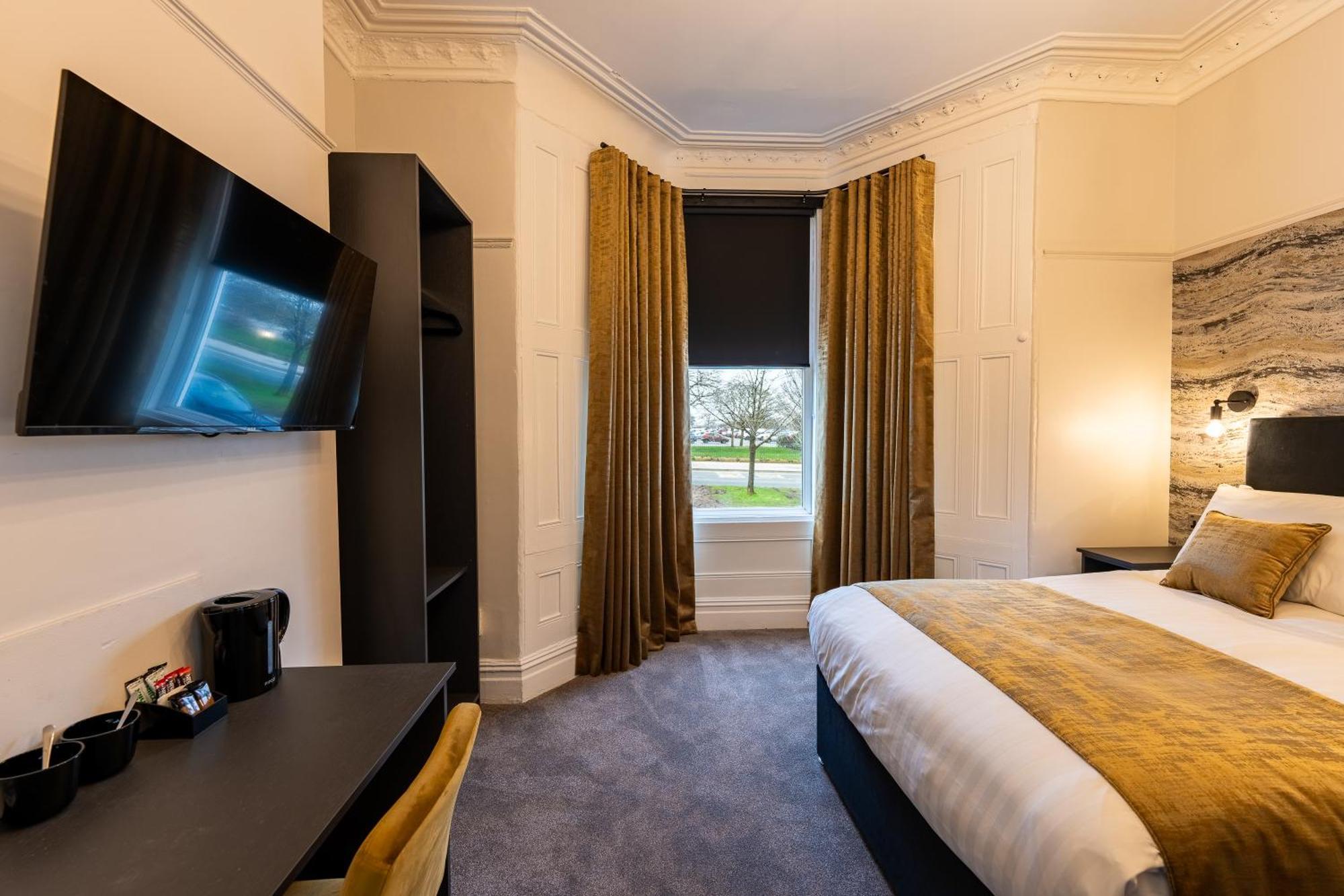 Home @ Arkles Lane Liverpool Extérieur photo