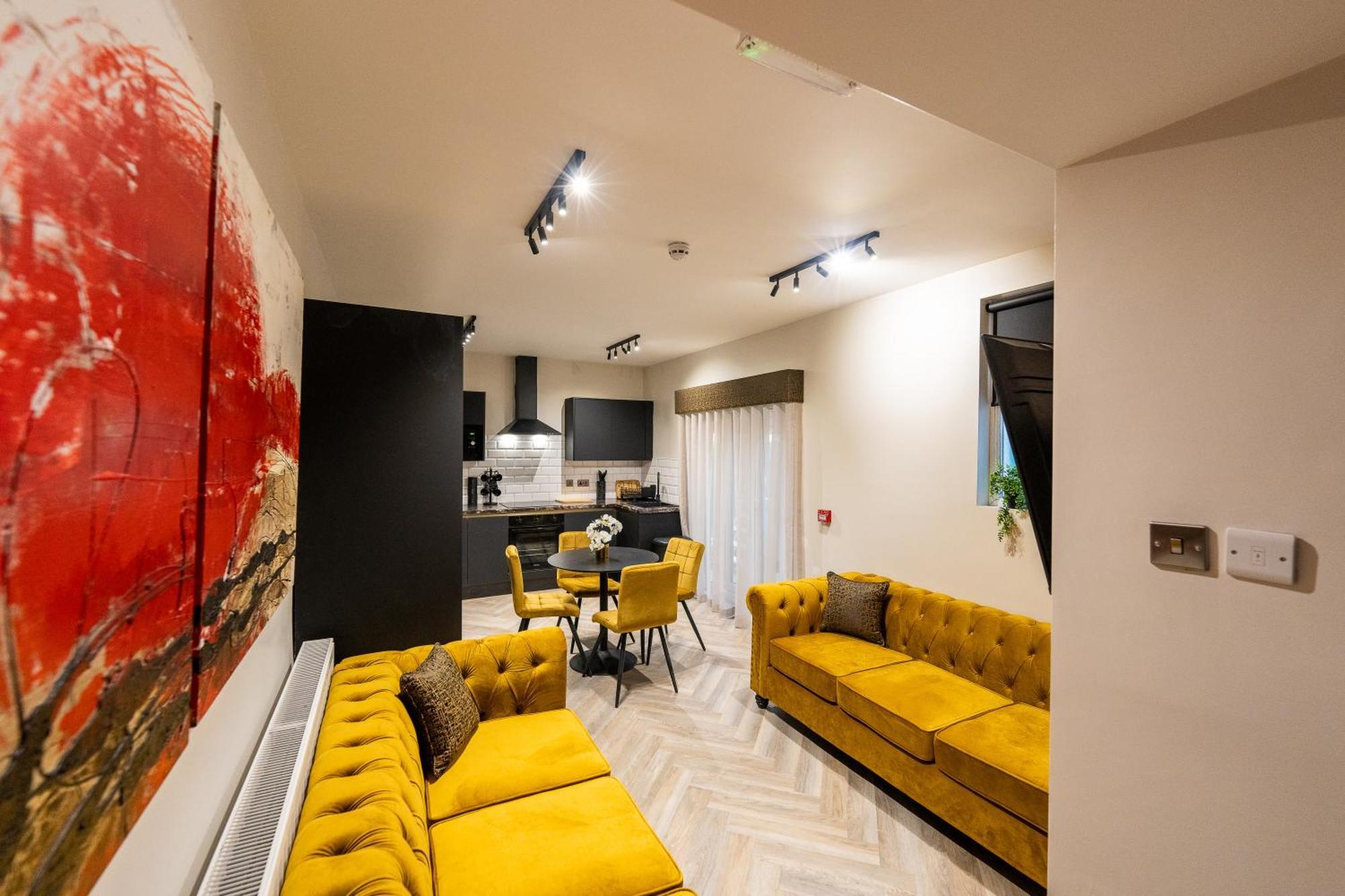 Home @ Arkles Lane Liverpool Extérieur photo