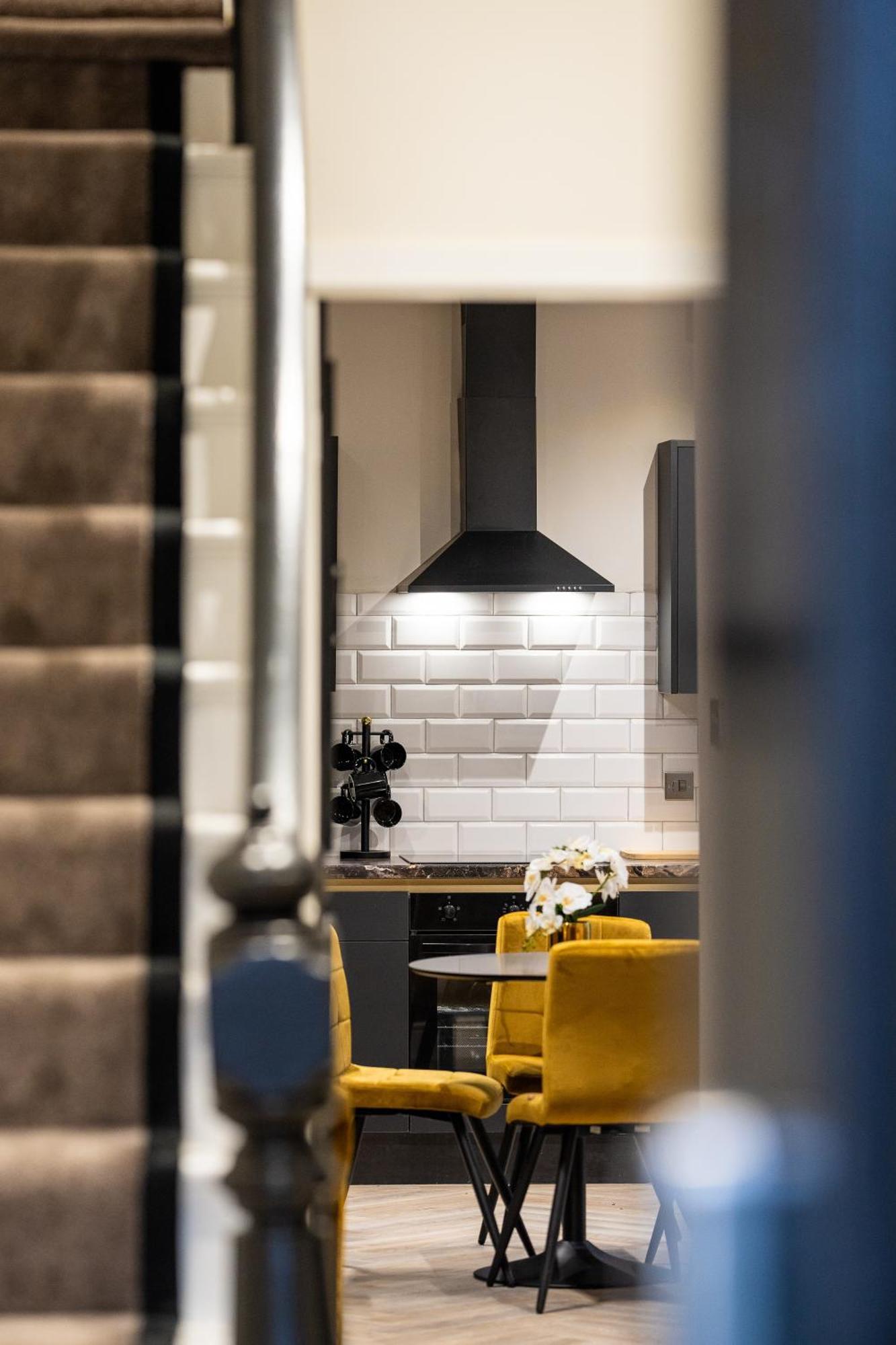 Home @ Arkles Lane Liverpool Extérieur photo